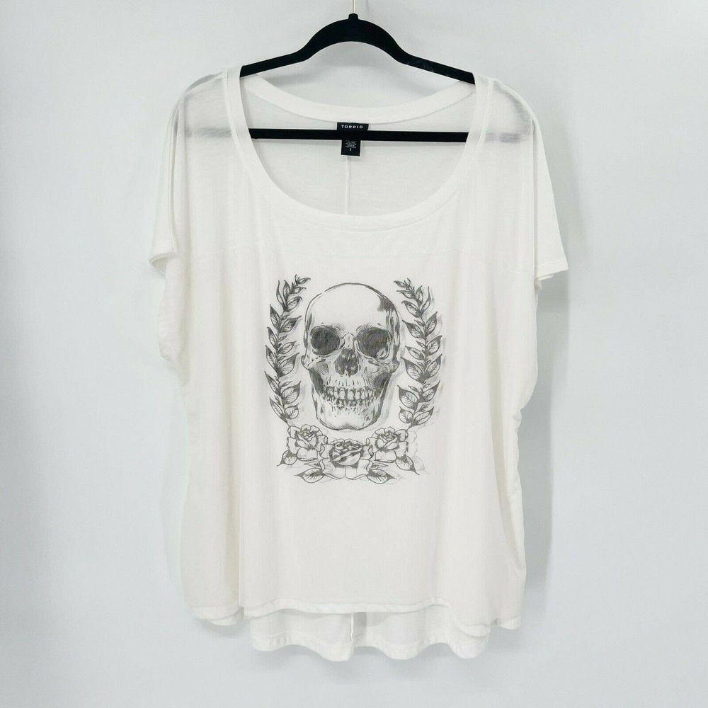 Torrid Rose Skull Print Graphic Tee T-Shirt Plus Sz 1X Crewneck Sheer Short Slv